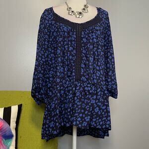 HD in Paris Anthropologie Ressica Blue Animal Print High Low Tunic Top